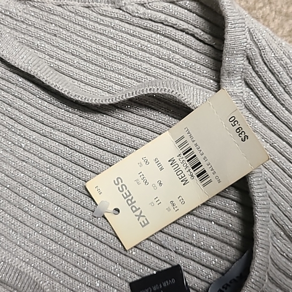 Express top - Picture 3 of 3